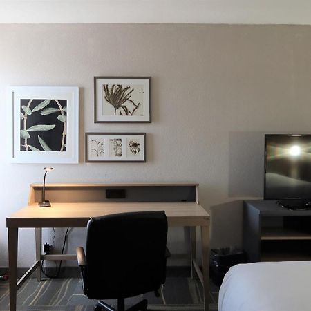 Greentree Inn & Suites Phoenix Sky Harbor Esterno foto