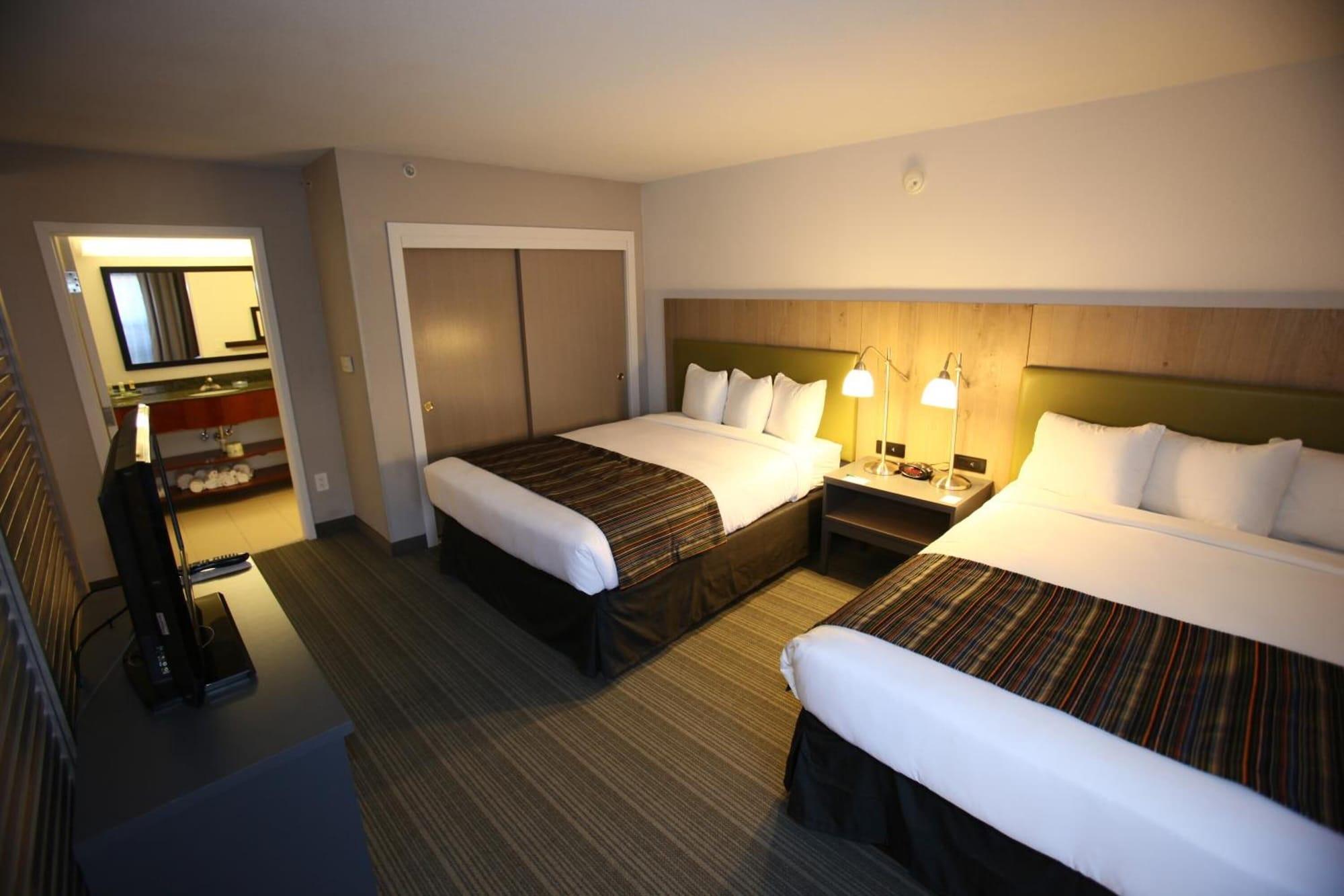 Greentree Inn & Suites Phoenix Sky Harbor Esterno foto