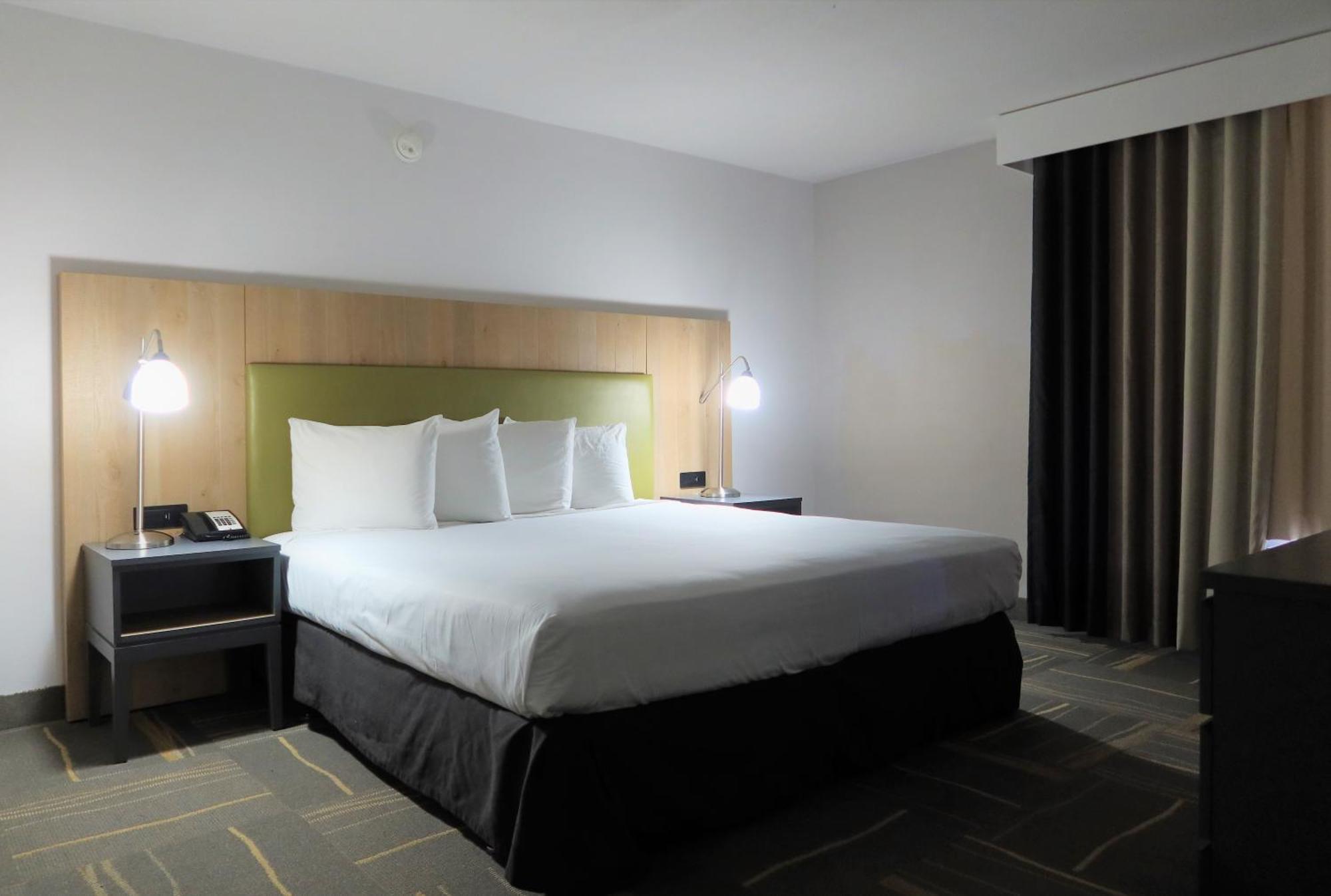 Greentree Inn & Suites Phoenix Sky Harbor Esterno foto