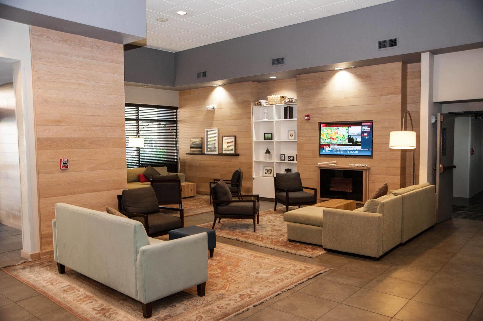 Greentree Inn & Suites Phoenix Sky Harbor Esterno foto