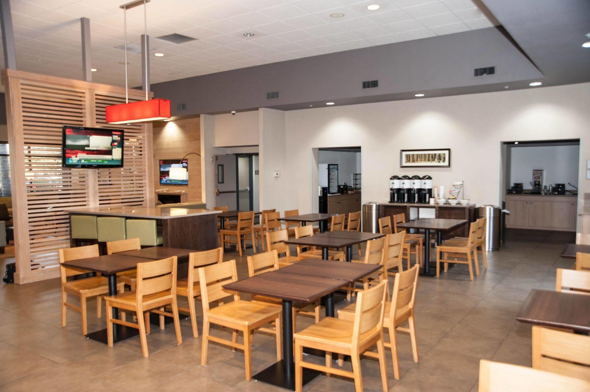 Greentree Inn & Suites Phoenix Sky Harbor Esterno foto