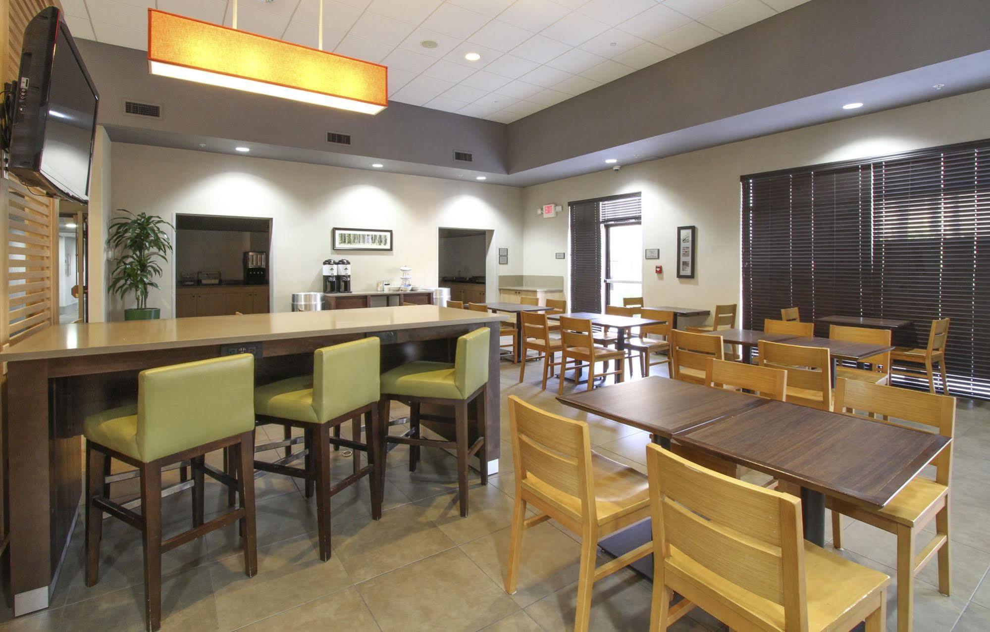 Greentree Inn & Suites Phoenix Sky Harbor Esterno foto