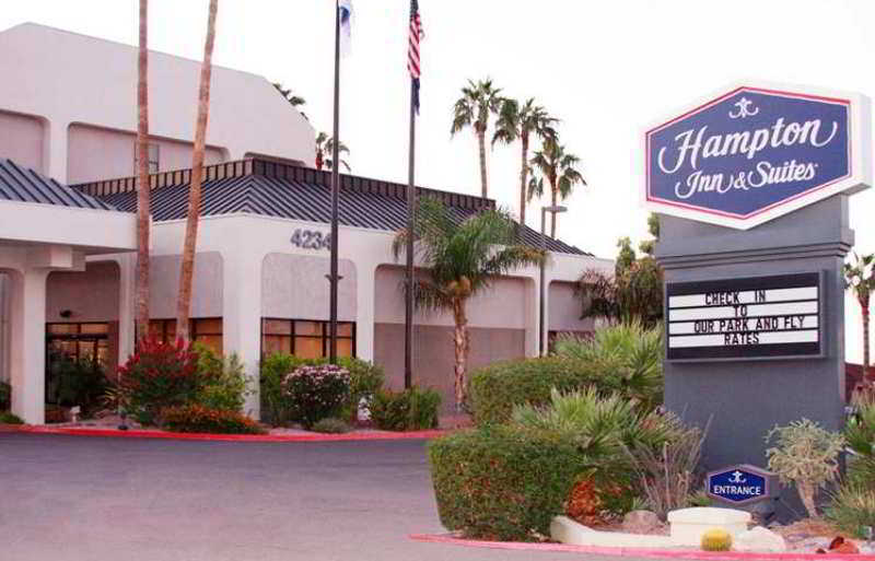 Greentree Inn & Suites Phoenix Sky Harbor Esterno foto