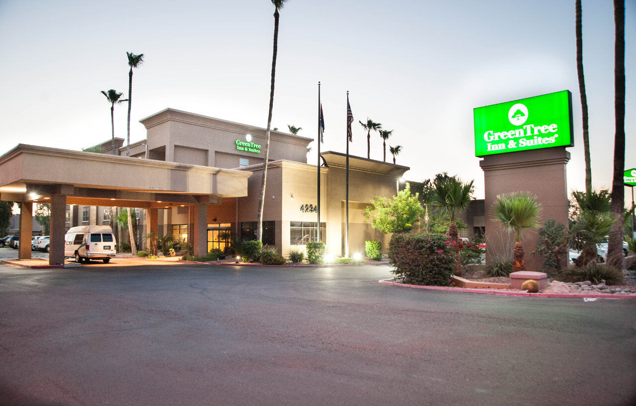 Greentree Inn & Suites Phoenix Sky Harbor Esterno foto